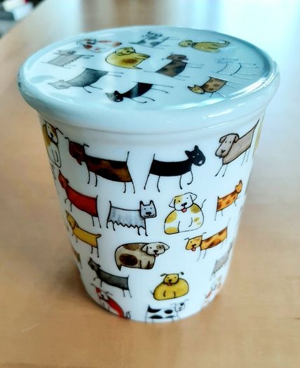 Doggy mug with lid (BN)