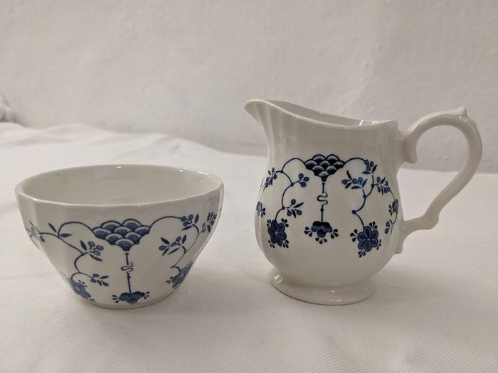Beautiful Vintage Milk Jug and Sugar Bowl