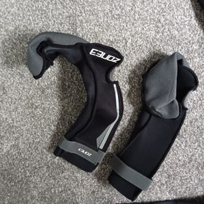 wet suit socks