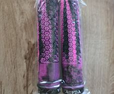 Handlebar grips