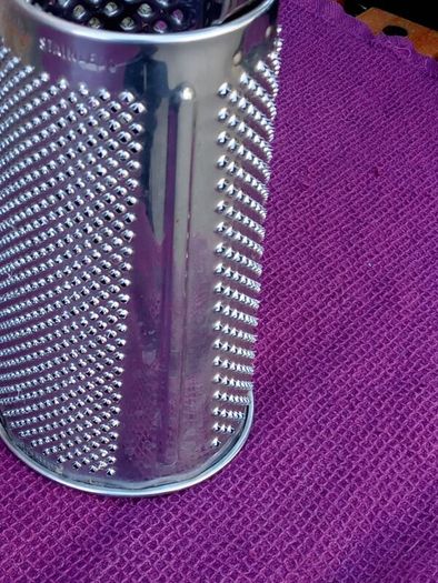 Vintage 3 Grades Grater