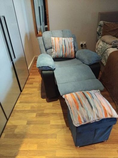 Reclining chair
