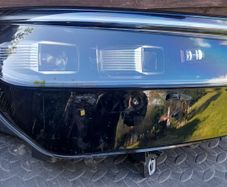 Vw Tayron II Drivers Side LED Adaptive Headlight