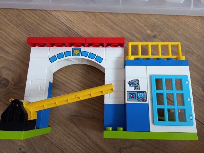 Lego Duplo Police Station Set 10902