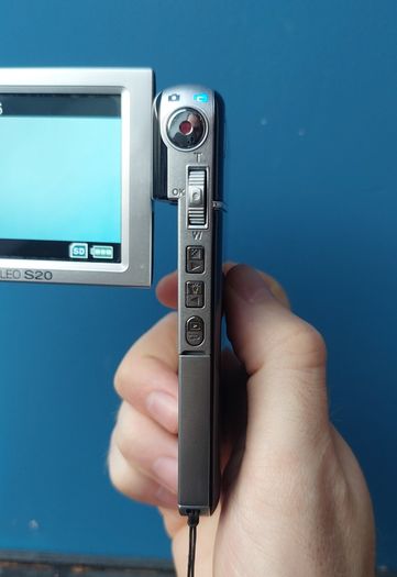 Toshiba S20 Black HD Camcorder Video Camera
