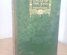 Idylls of The King: In Twelve Books by Alfred Lord Tennyson (HQ457)