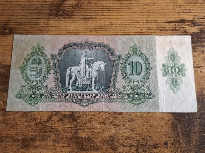 Hungary, 10 Pengo banknote, 1936, circulated - free standard postage