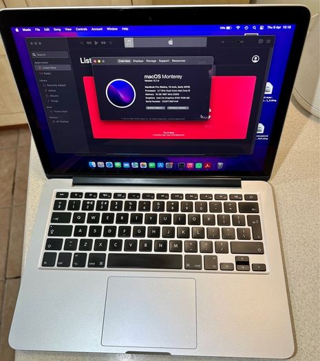 Apple MacBook Pro 13 2.7Ghz Dual core intel Core i5  16GB 1867 Mhz DDR3  250 SSD