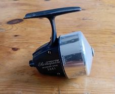 Noris Shakespeare Wonder Spin 2661 Closed Face Reel