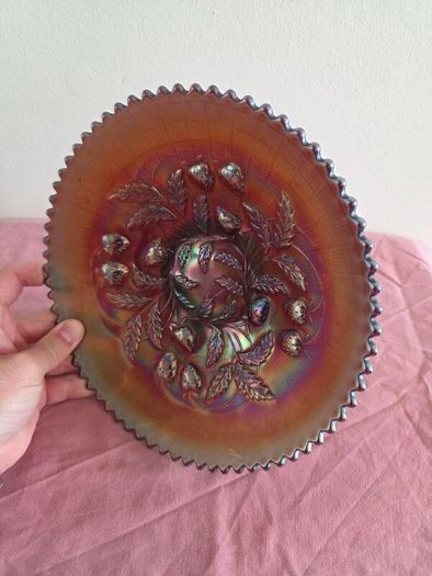 Strawberry Northwood Amethyst basketwave bowl