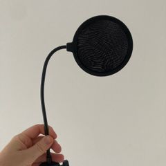 Pop filter / pop shield