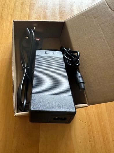 Electric Scooter KUGOO KIRIN M4/M4 Pro Scooter charger 48v 2a