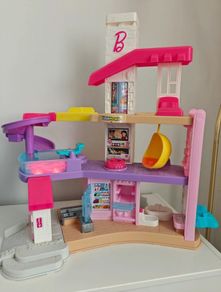 Barbie House Fisher Price little people