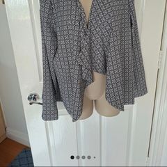NWT Atmosphere  Black & White Top Size 14
