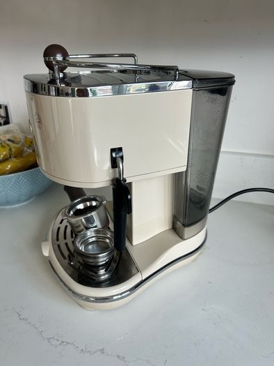 DeLonghi coffee