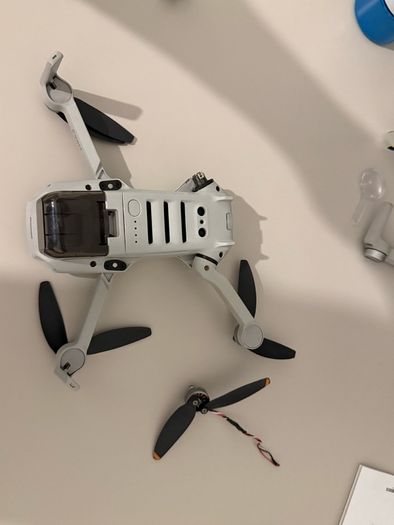 DJI Mini 2 Fly More Combo