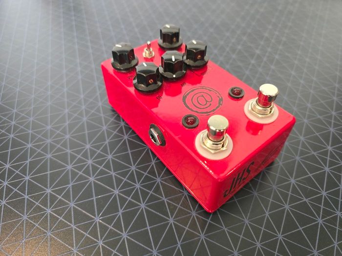 JHS AT+ Distortion Pedal