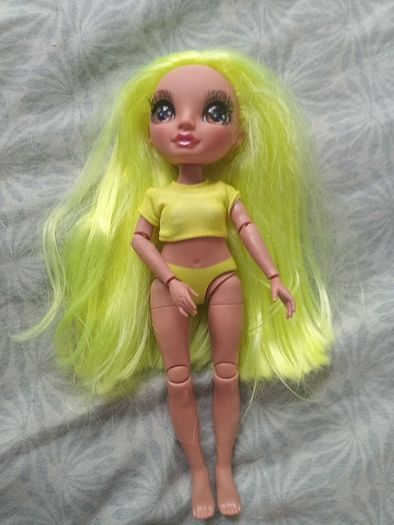 rainbow high doll
