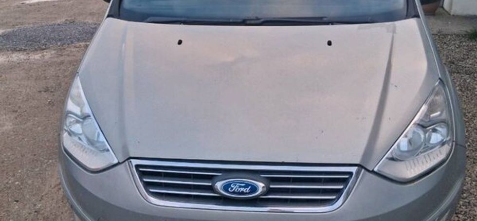 Ford Galaxy 2010  7seater