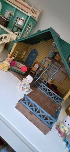 Sylvanian Bundle with Light Up House