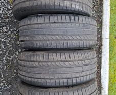 4x 255/50/20 Kumho
