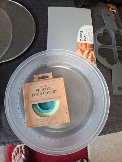 kitchen utensils