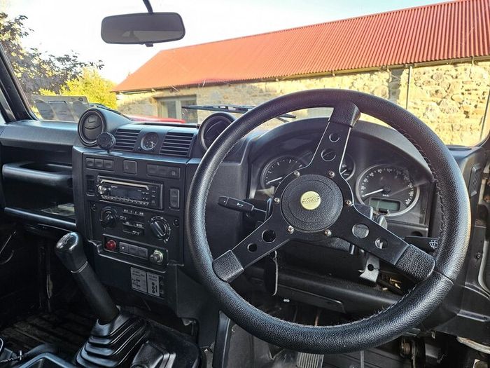 Land Rover Defender 130- 2010 crewcab