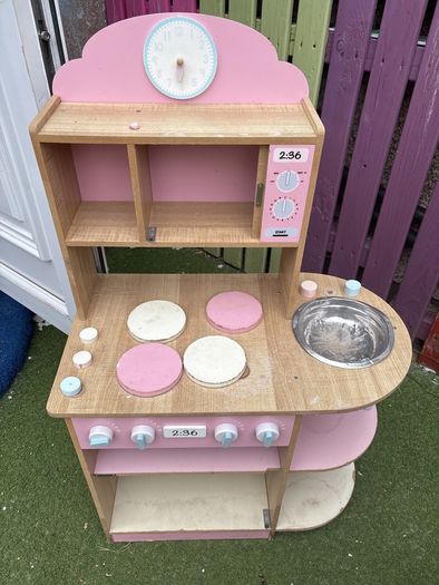 toy kitchen