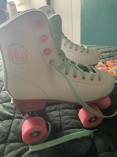 skates