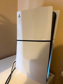 PS5 Slim Disc Drive 1TB with gaming monitor