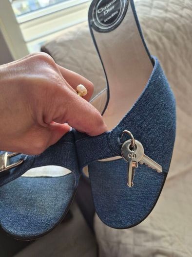 Christian dior kitten heels