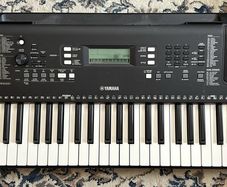 Yamaha Keyboard PSR-E373
