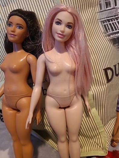 Curvy barbies