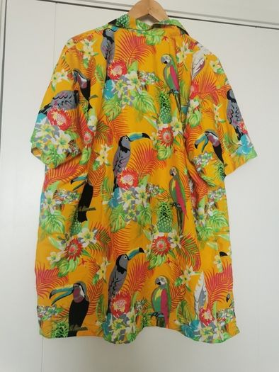 Tropical Holiday Shirt size 2xL