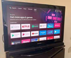 37" Samsung Full HD TV + Xiaomi Mi TV Stick (Smart TV Upgrade)