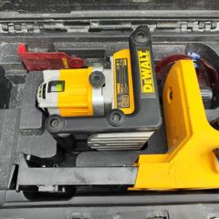 DeWalt Laser DW071