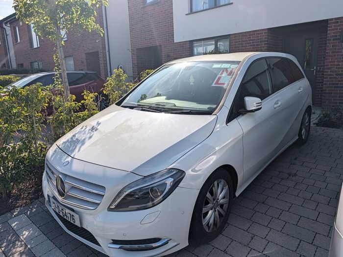 Mercedes-Benz B-Class 2012