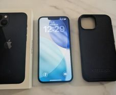 Apple iPhone 13 - 128gb (Unlocked)