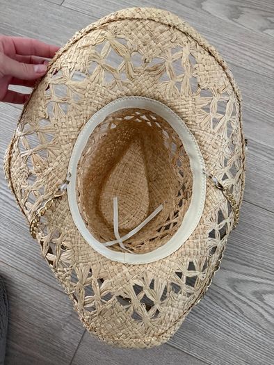 hat