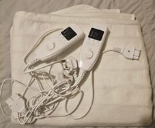 Heated under blanket double size