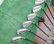 Golf clubs, full set and bag