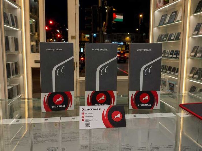 Samsung Z Flip7 FE Samsung Z Flip7 FE Samsung Z Flip7 FE Samsung Z Flip7 FE Samsung Z Flip7 FE