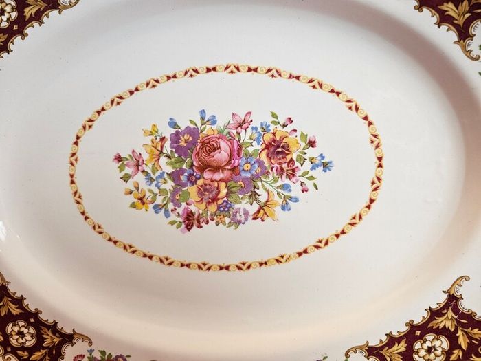 Large, beautiful oval serving platter by Arklow Pottery (Larne pattern / No. 2384) - Vintage from Ireland