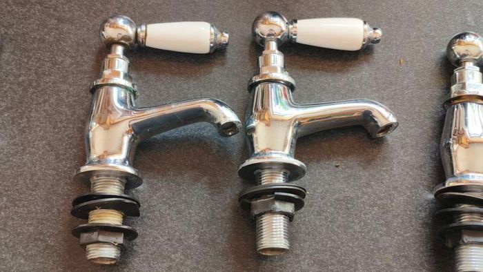 GoodHome Brean Traditional Basin Pillar Tap