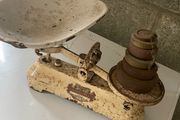 weighing scales vintage