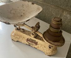 weighing scales vintage