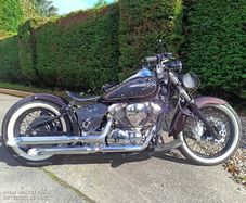 YAMAHA XVS custom bobber 2001