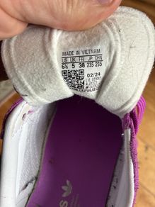ladies trainers size 5