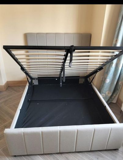 New Ottoman storage beds. Gaslift beds. double 4ft6 and king size bed. OPTIONAL Emma mattress available