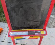 Kids easel